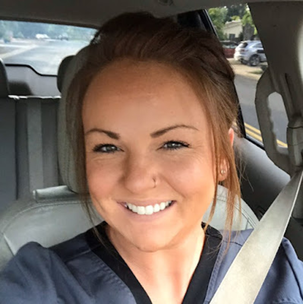 Meet your Posher, Laci